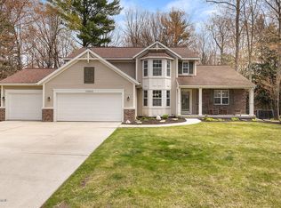 13260 Ravine View Dr, Grand Haven, MI 49417