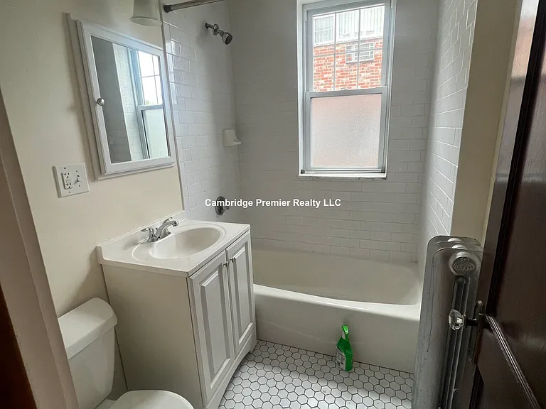 147 Summer St #1 — Photo 27