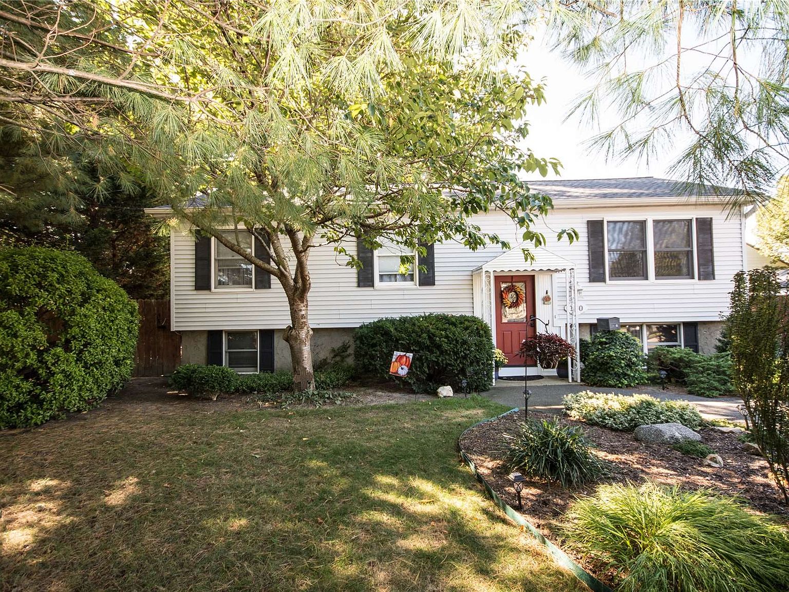 160 Ferndale Boulevard, Islip, NY 11751 Zillow