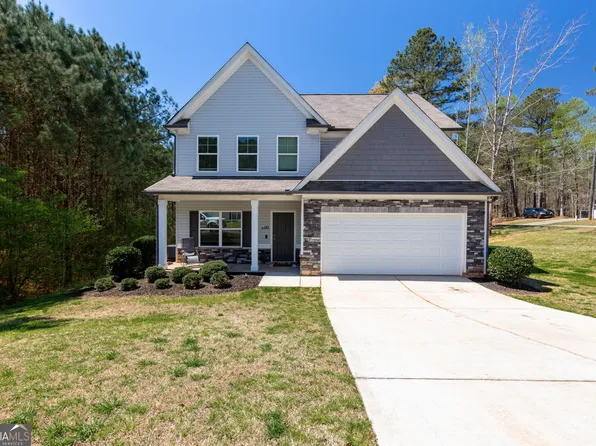 101 Greenfield Ln, Grantville, GA 30220