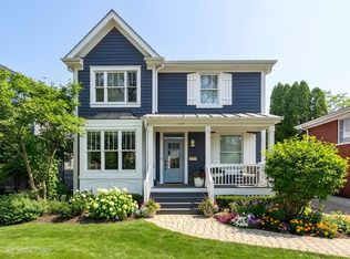 107 S Prospect Ave, Clarendon Hills, IL 60514