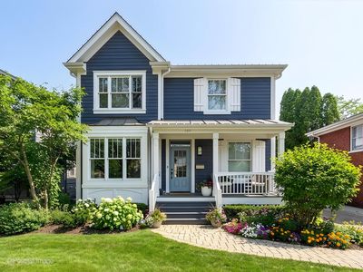 107 S Prospect Ave, Clarendon Hills, IL, 60514