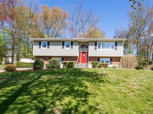 24 N 3rd St, Cortlandt Manor, NY 10567