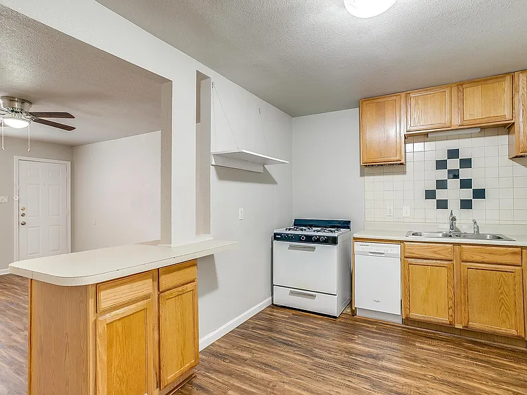 3417 S University Dr #A — Photo 9