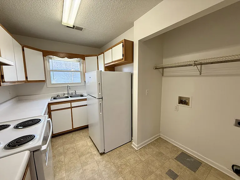 46 Sandalwood Way — Photo 14