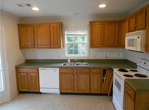 3rd image of 419 San Marie Dr