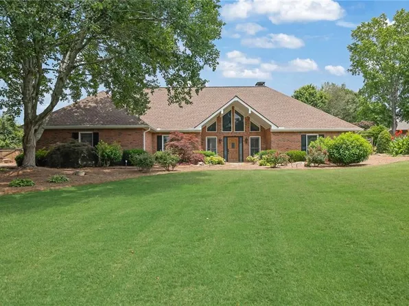 5950 Meadow Brook Ln, Cumming, GA 30040