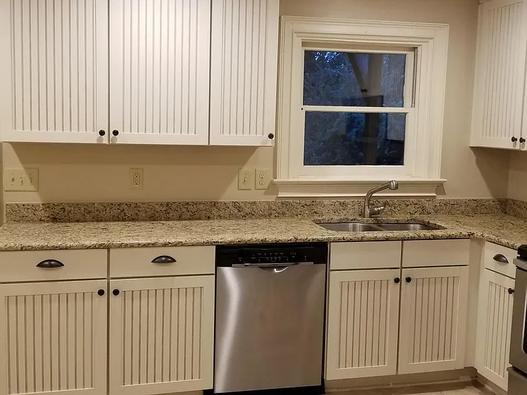 2614 Cartier Dr — Photo 5