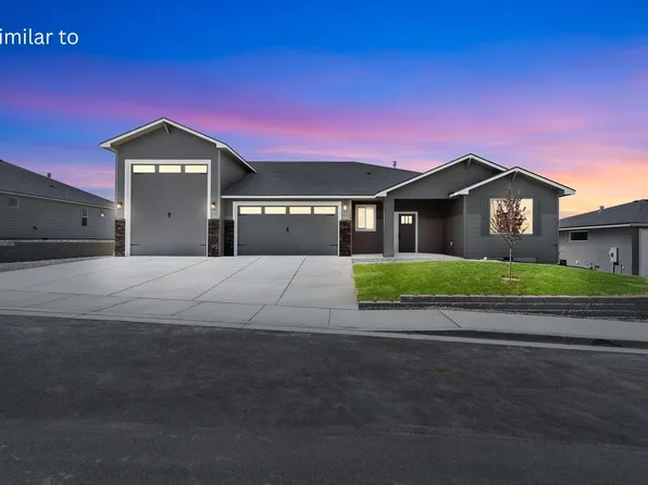 1035 Thebes St, West Richland, WA 99353