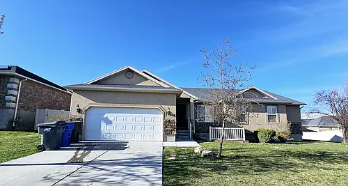 956 W Burro Way Photo 1