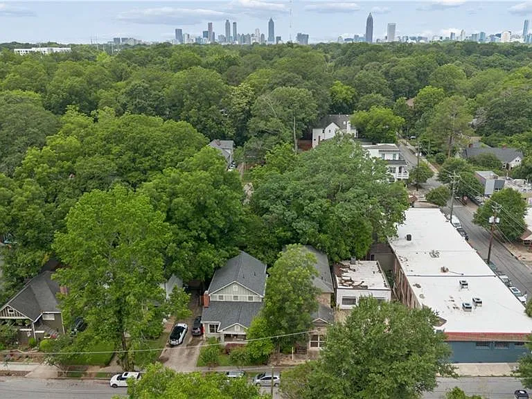 374 Clifton Rd NE — Photo 44