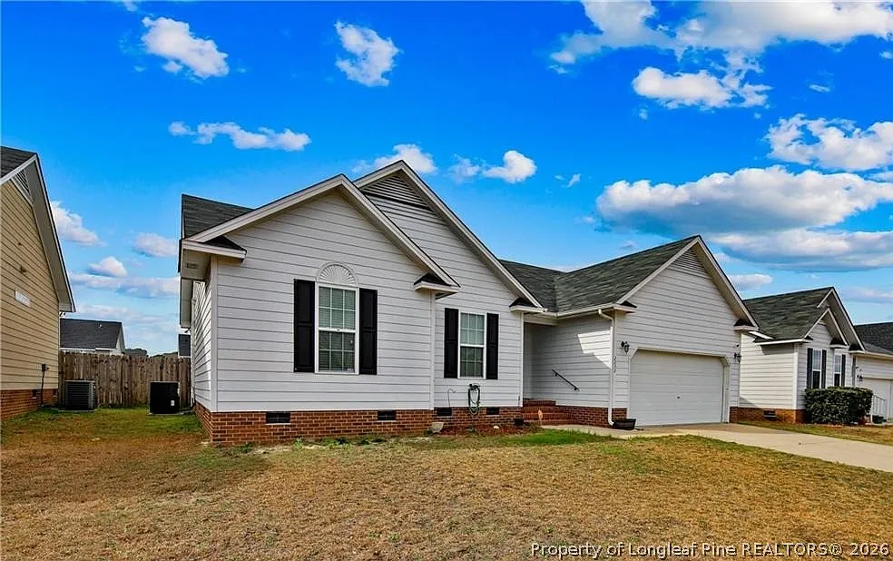 3 bed, 2.0 bath, 1266 sqft, $1,650 — Photo 3