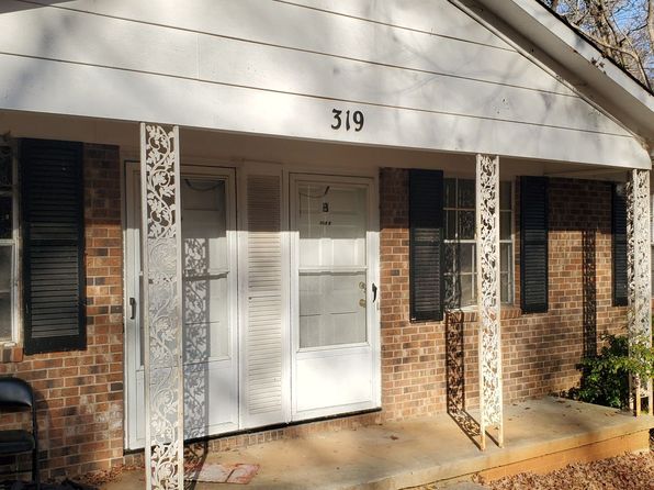 319 Elm St #30E703E24