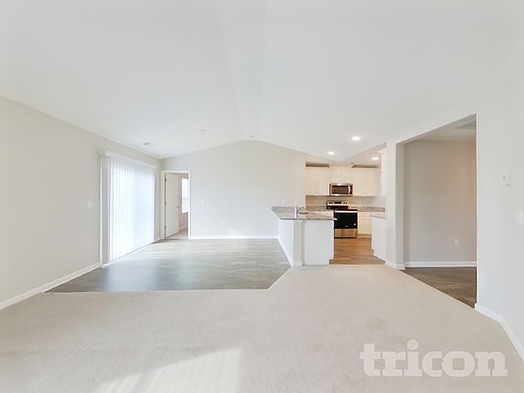 3rd image of 315 Kenyon Dr