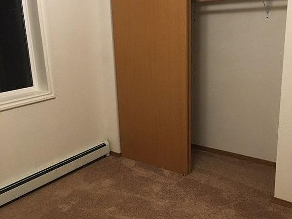 4th image of 4826 Da Niece St #4