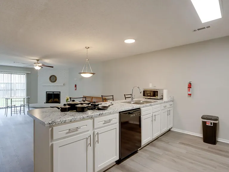 3484 W Harvard St #3484 — Photo 8