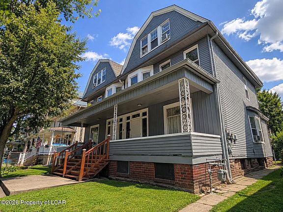 3rd image of 530-532 Carey Ave