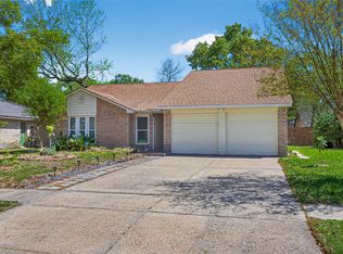 18918 Droitwich Dr, Humble, TX 77346