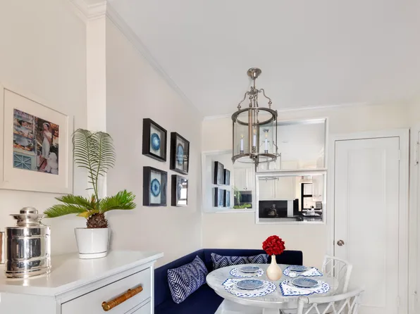 65 East 96th Street image 9 of 12