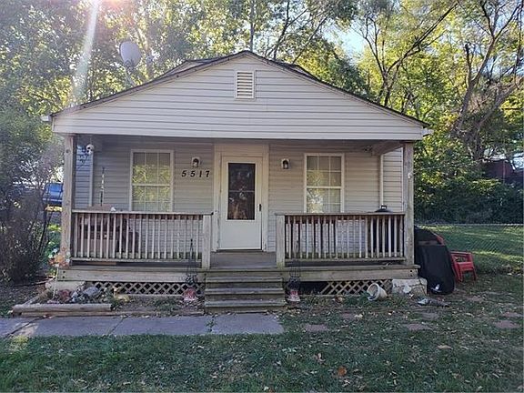 2nd image of 5517 NE Munger Ave