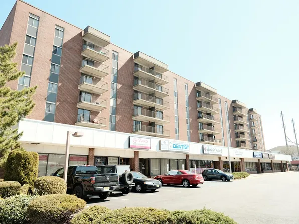 10 N Wood Ave, Linden, NJ