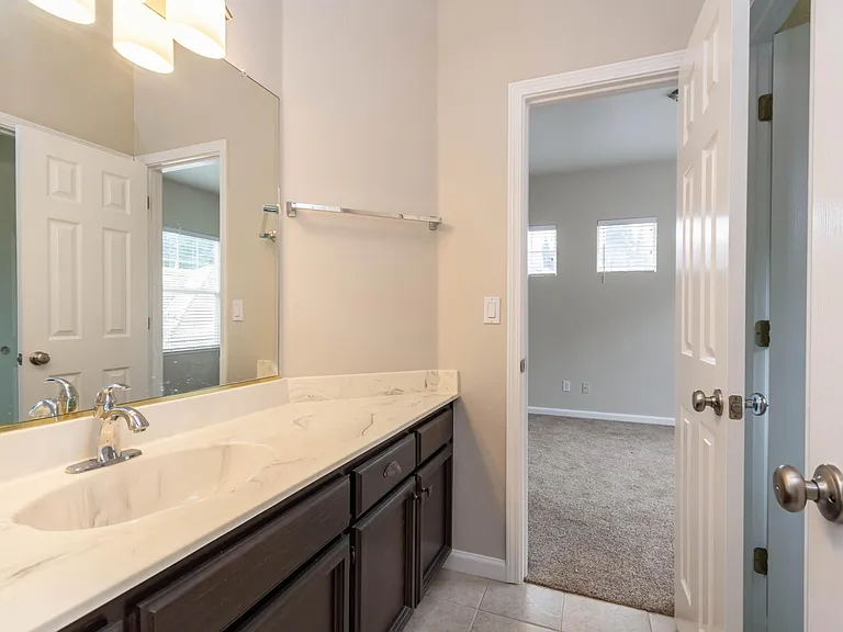 9925 Villa Granito Ln — Photo 21