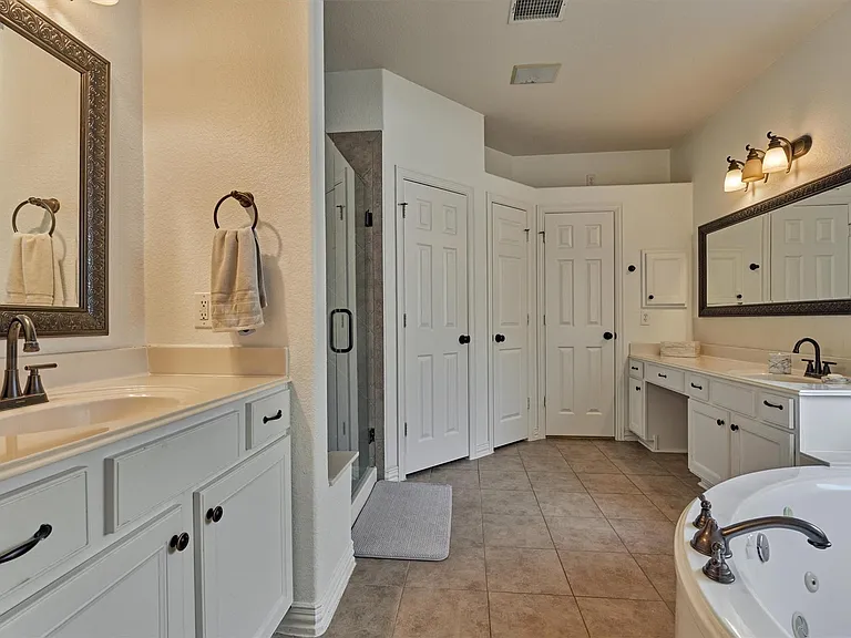 18 Wyckham Cir — Photo 19