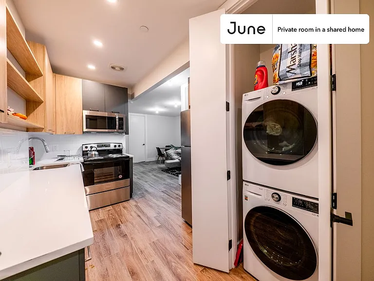 1580 Prospect Pl #C — Photo 11