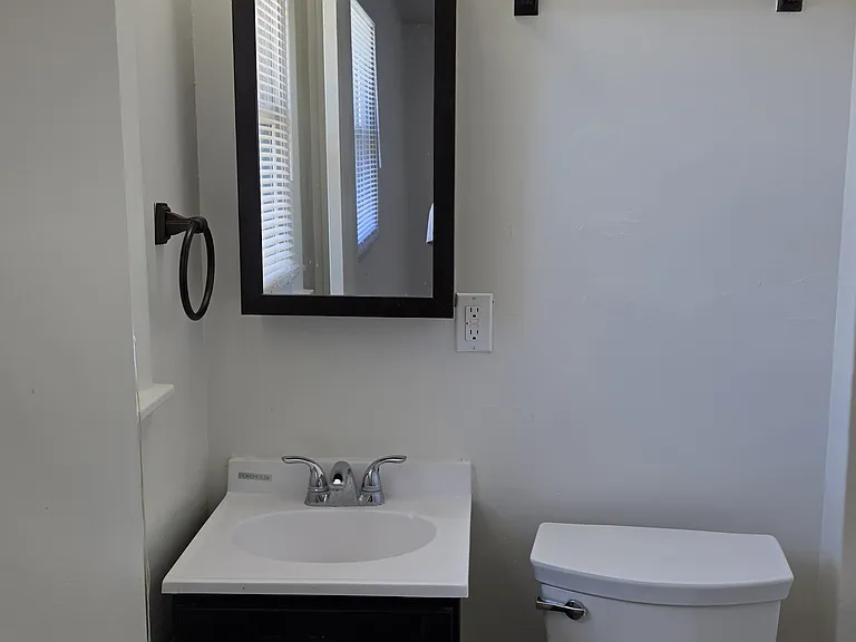 2127 W Virginia Ave — Photo 13