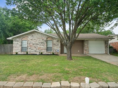 711 Briggs St, Cedar Hill, TX, 75104