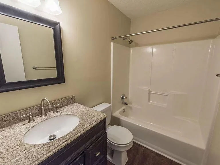 1028 Chinook St — Photo 13
