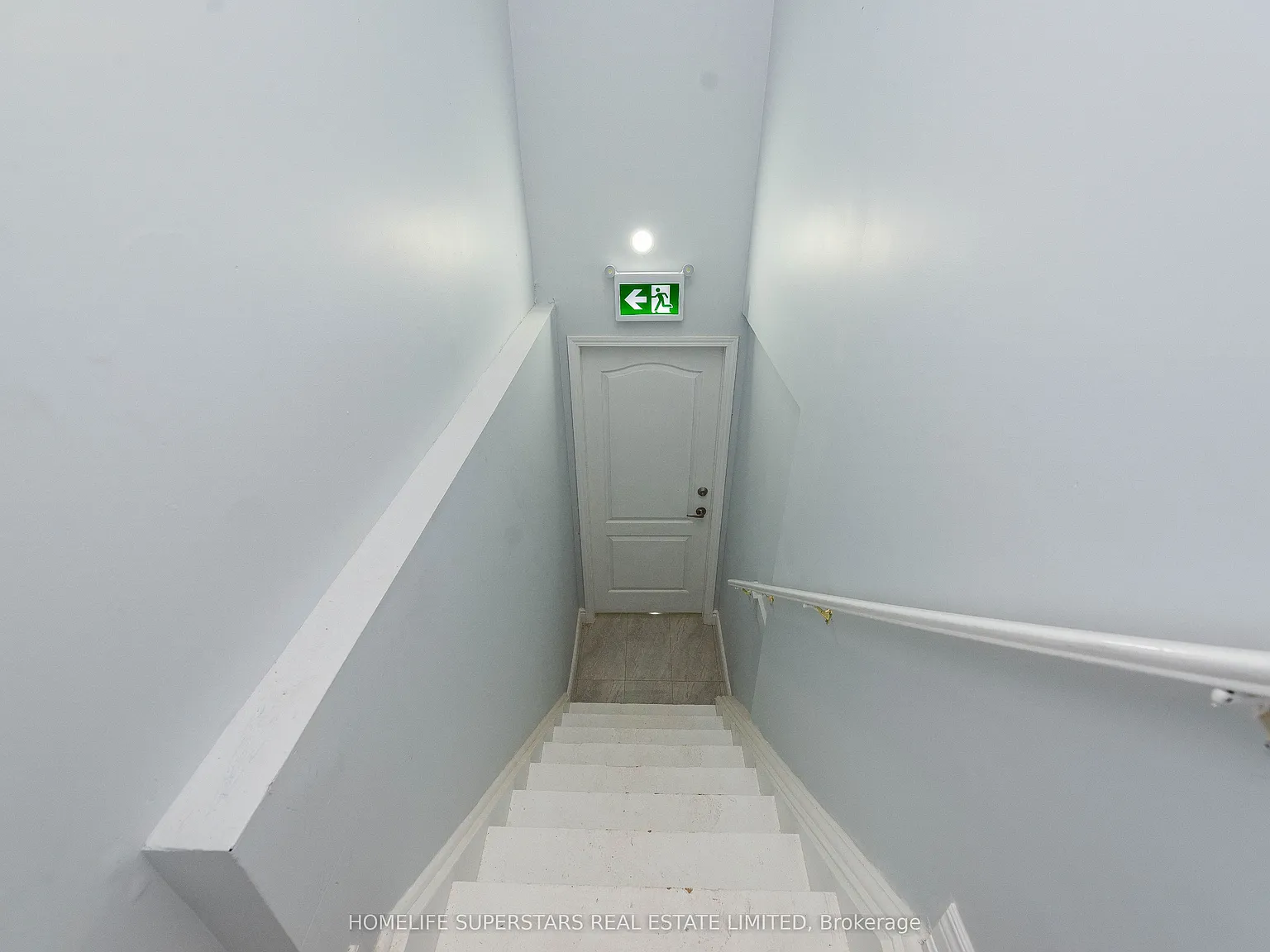 3 bed, $2,000 — Photo 4