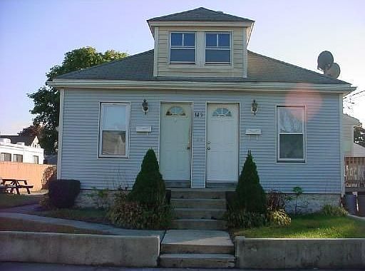 2nd image of 125 Liberty St