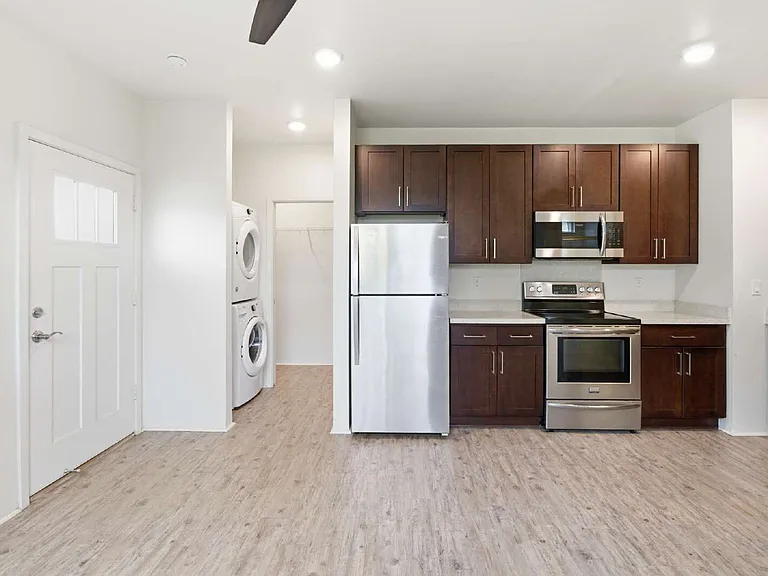91-1517 Ulaula Loop — Photo 1