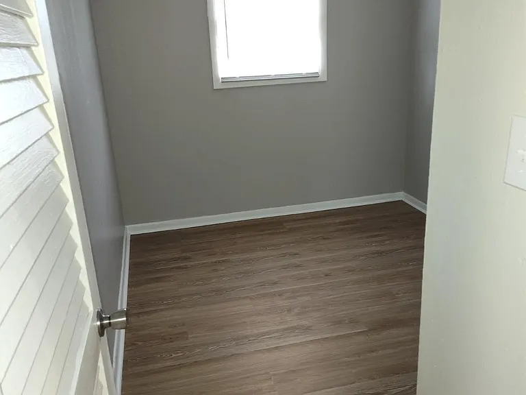 247 S Liberty St #7 — Photo 10