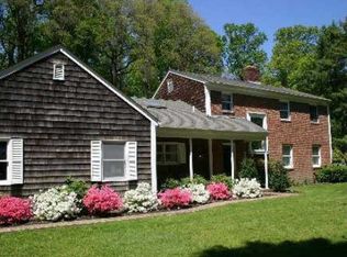 477 Bayville Rd, Locust Valley, NY 11560