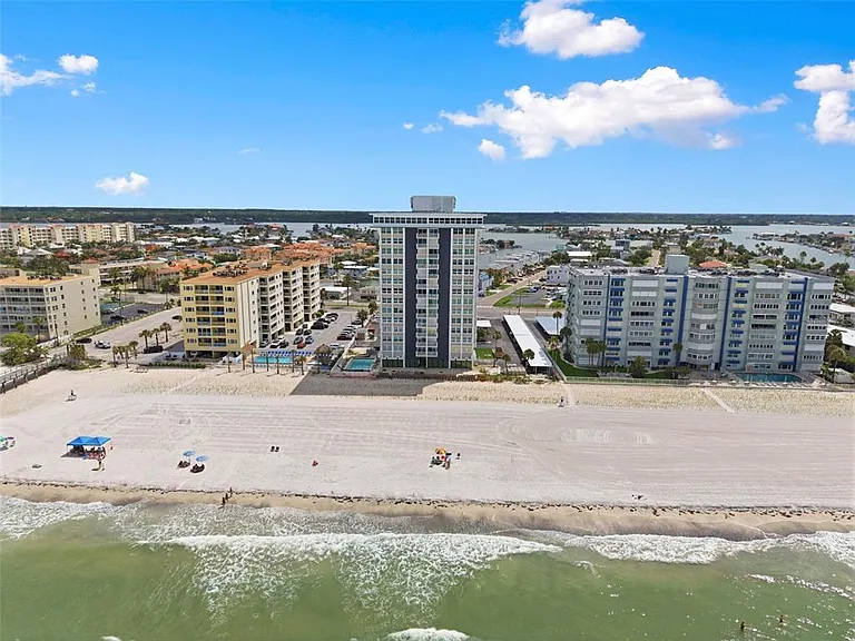 17408 Gulf Blvd #403 — Photo 11