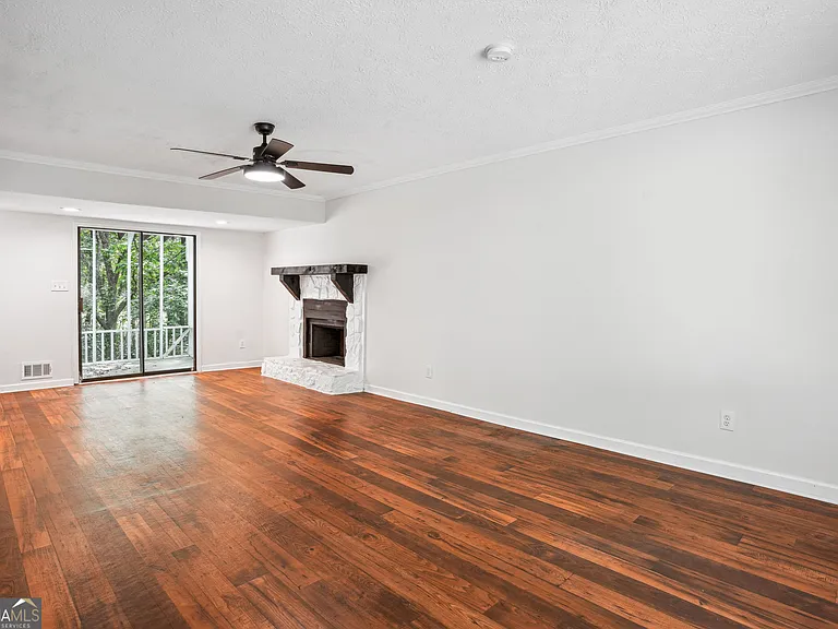 3688 Burnley Ct — Photo 7