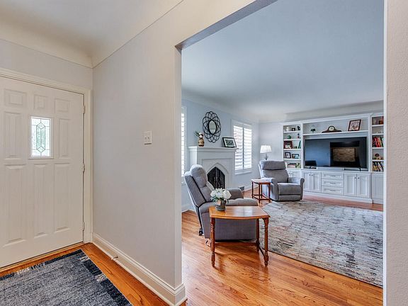 4th image of 6743 Neosho St