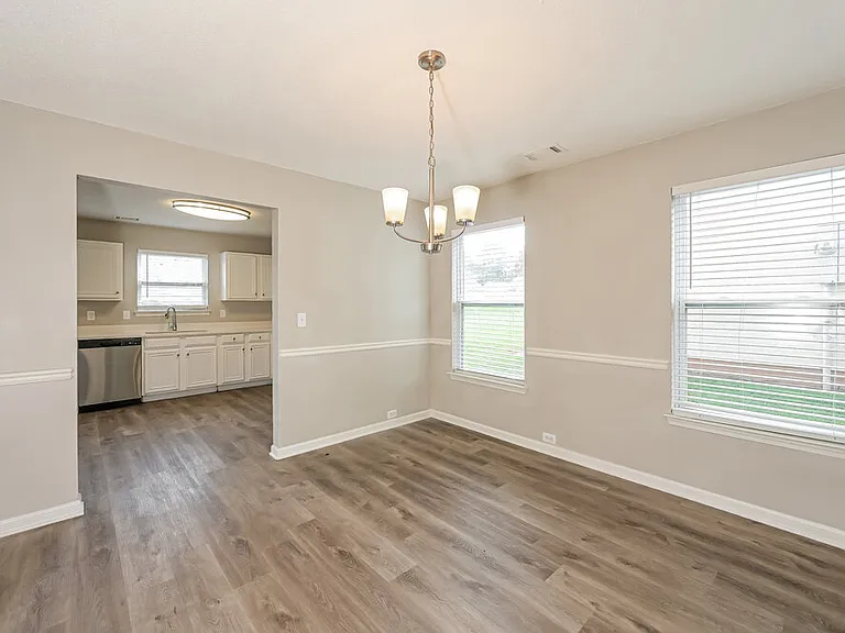 3612 Rosebud Park Dr — Photo 5