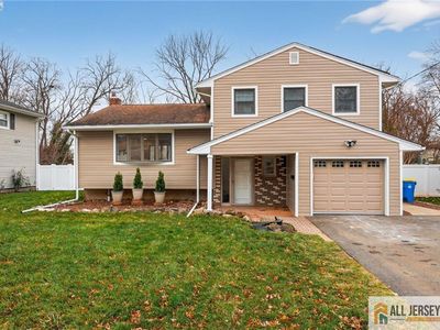 707 Warfield Rd, North Plainfield, NJ, 07063