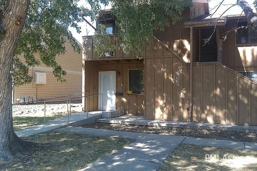 "Charming 1-Bed Oasis in Lafayette - Cozy 550 Sq Ft Retreat Awaits!" — Photo 1