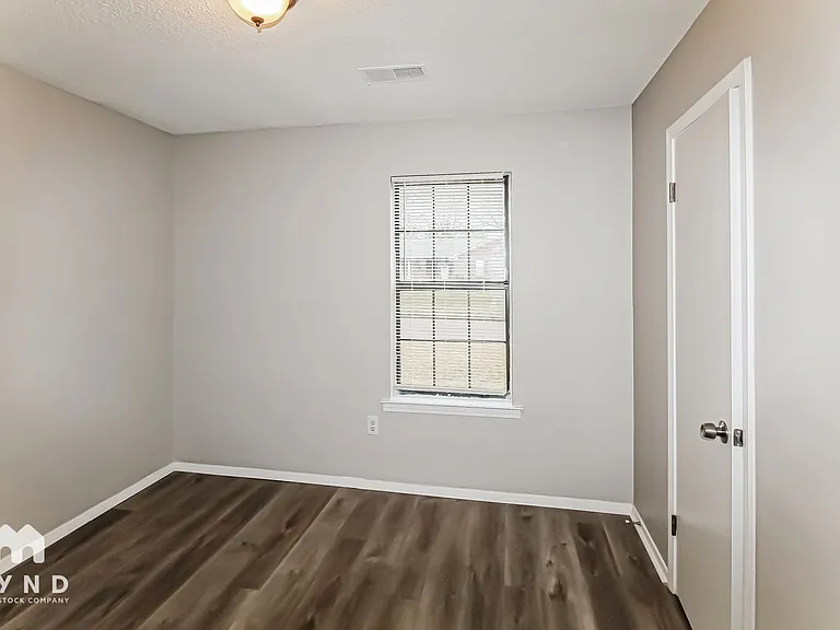 4631 Lasalle Pl — Photo 11