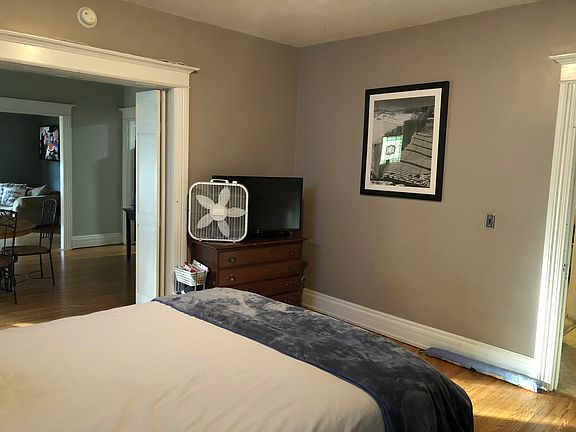 5th image of 246 Rosedale St