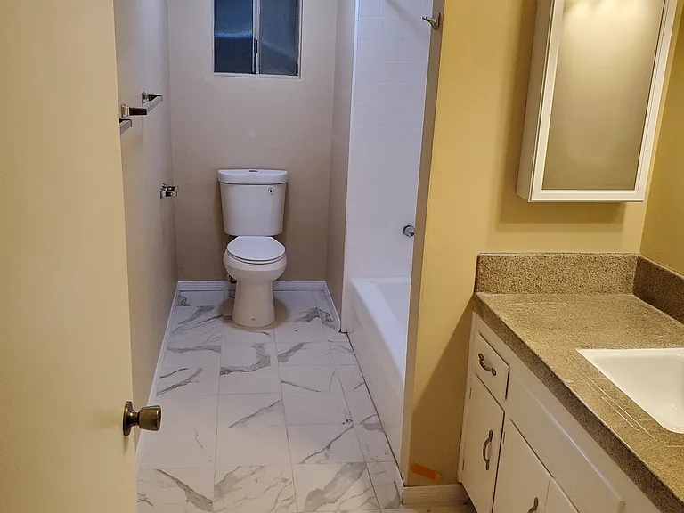2nd bathroom