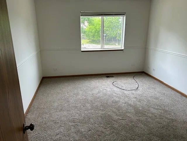 727 Elm Ln #206 — Photo 5