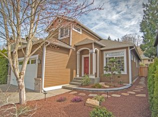 18928 81st Ave NE, Kenmore, WA 98028