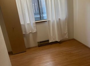 4253 8th Ave NE APT 102, Seattle, WA 98105