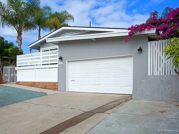 2nd image of 2360 Rosecrans St