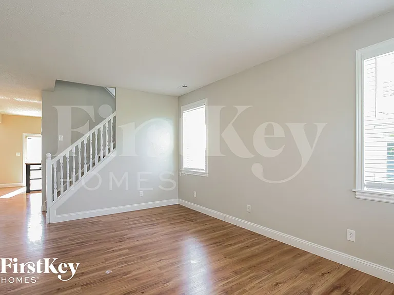 3825 Gray Heather Ln — Photo 4